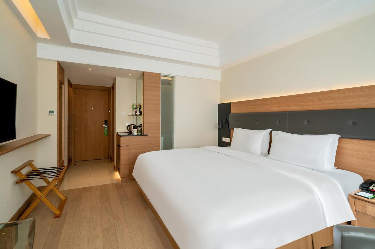 Holiday Inn Shanghai Hongqiao Central, An Ihg Hotel 외부 사진