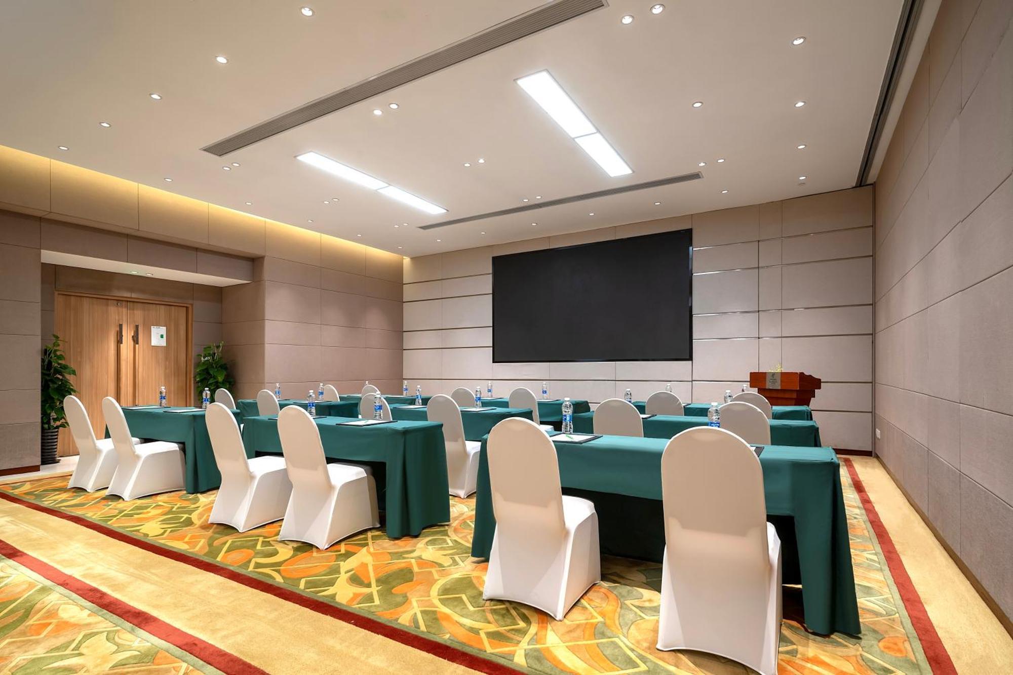 Holiday Inn Shanghai Hongqiao Central, An Ihg Hotel 외부 사진